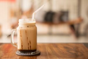Differences Between Iced Coffee and Iced Lattes